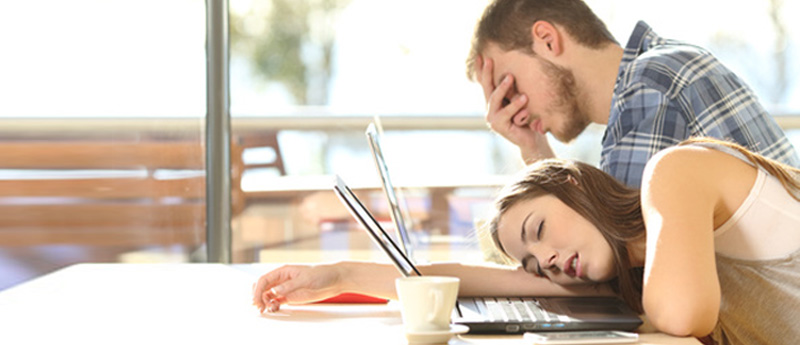 Adolescents : a harmful<br>sleep deficit